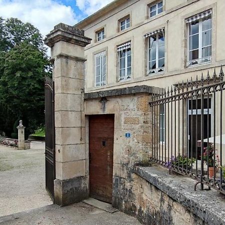 Manoir De L'Echauguette Acomodação com café da manhã Laignes Exterior foto