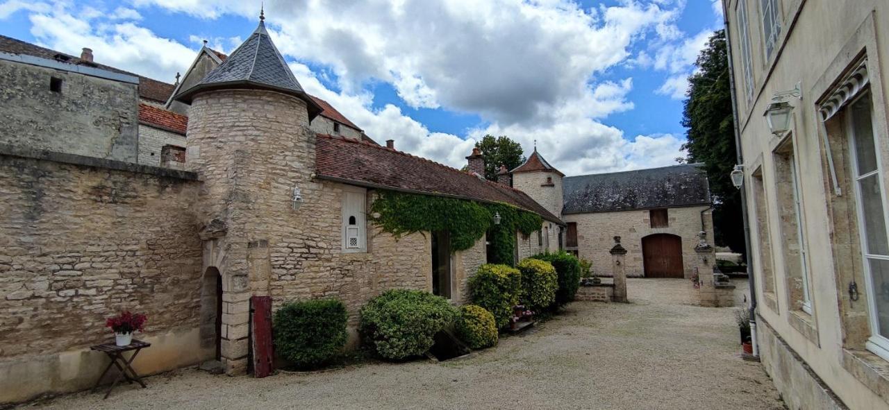 Manoir De L'Echauguette Acomodação com café da manhã Laignes Exterior foto